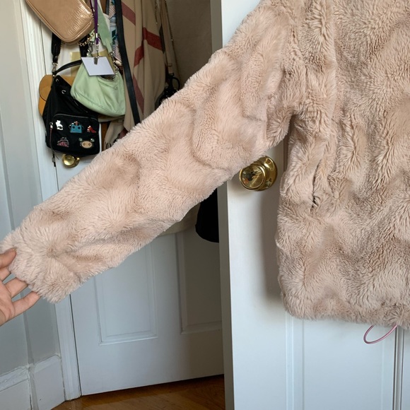 Faux fur beige/light pink Teddy jacket - Picture 6 of 9